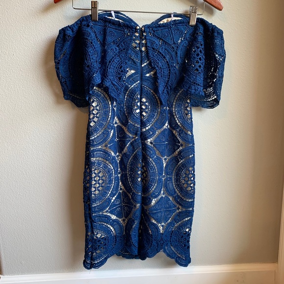 ❤️SOLD❤️ MINI DRESS - Picture 5 of 5